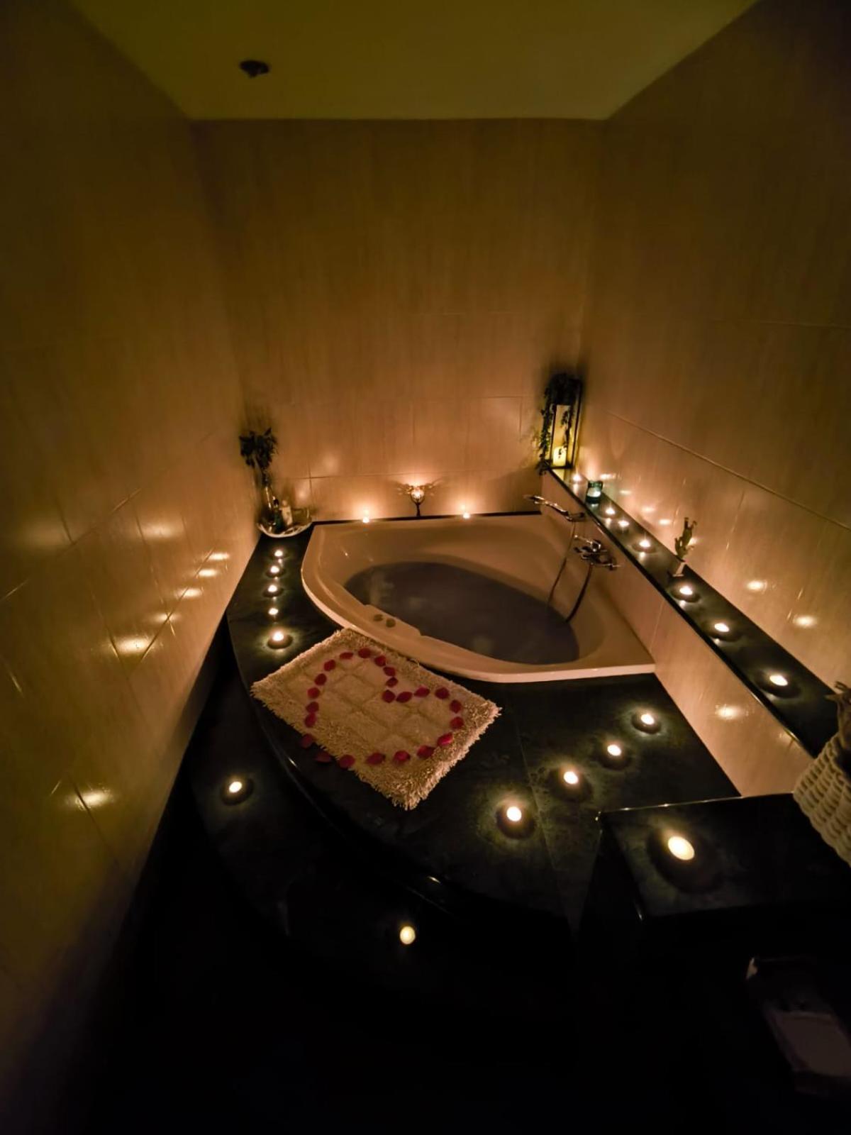 Apartamento Atico-Spa Saint Barbara Bagian luar foto